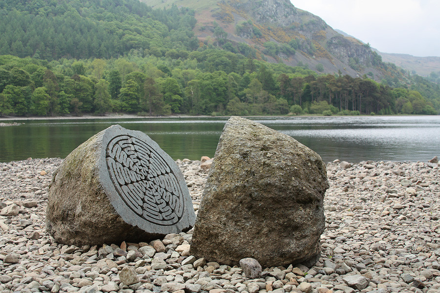 Centenary Stone, Calfclose Bay, Derwent Water, Lake Distri… Flickr