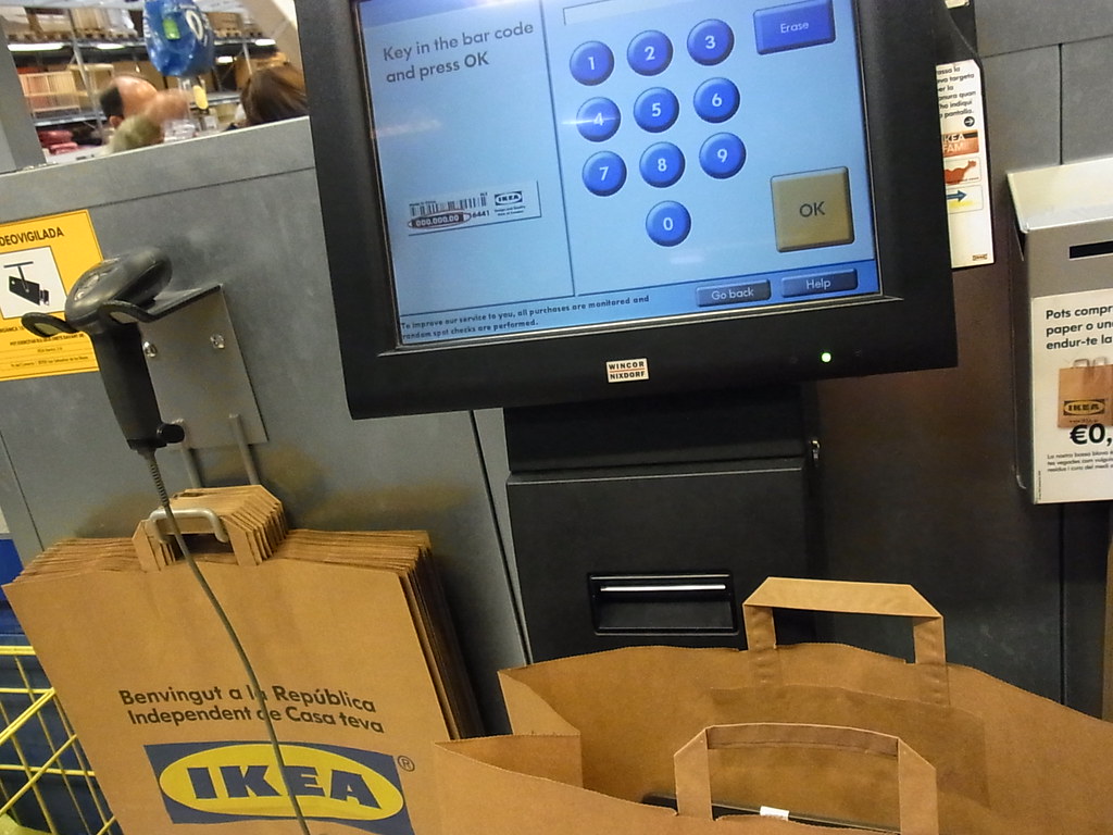 self checkout in IKEA it's so interesting! *v* Badalona, B… Flickr