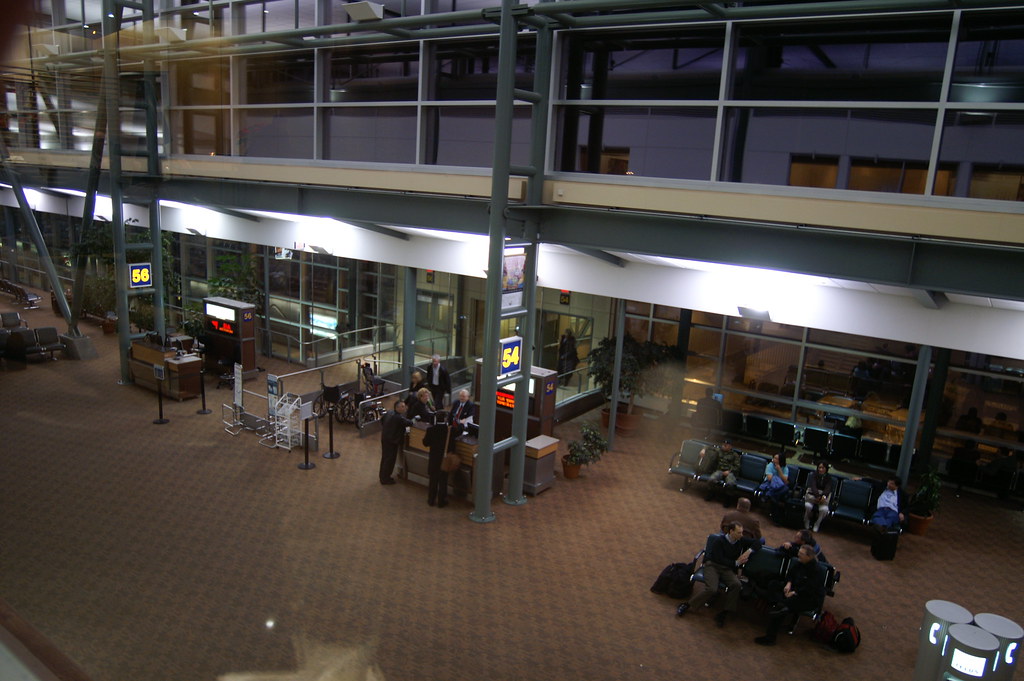 Edmonton International Airport (YEG/CYEG) (2009/02/03 Edmo… Flickr