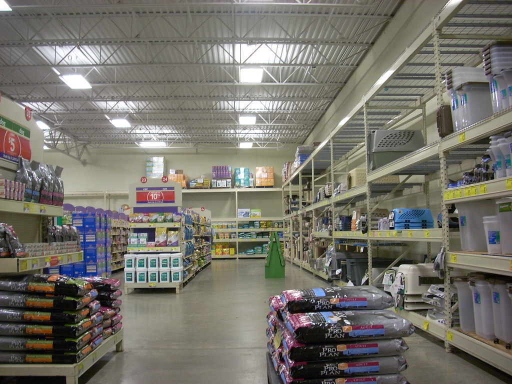 PetSmart interior The interior of a PetSmart pet store in … Flickr