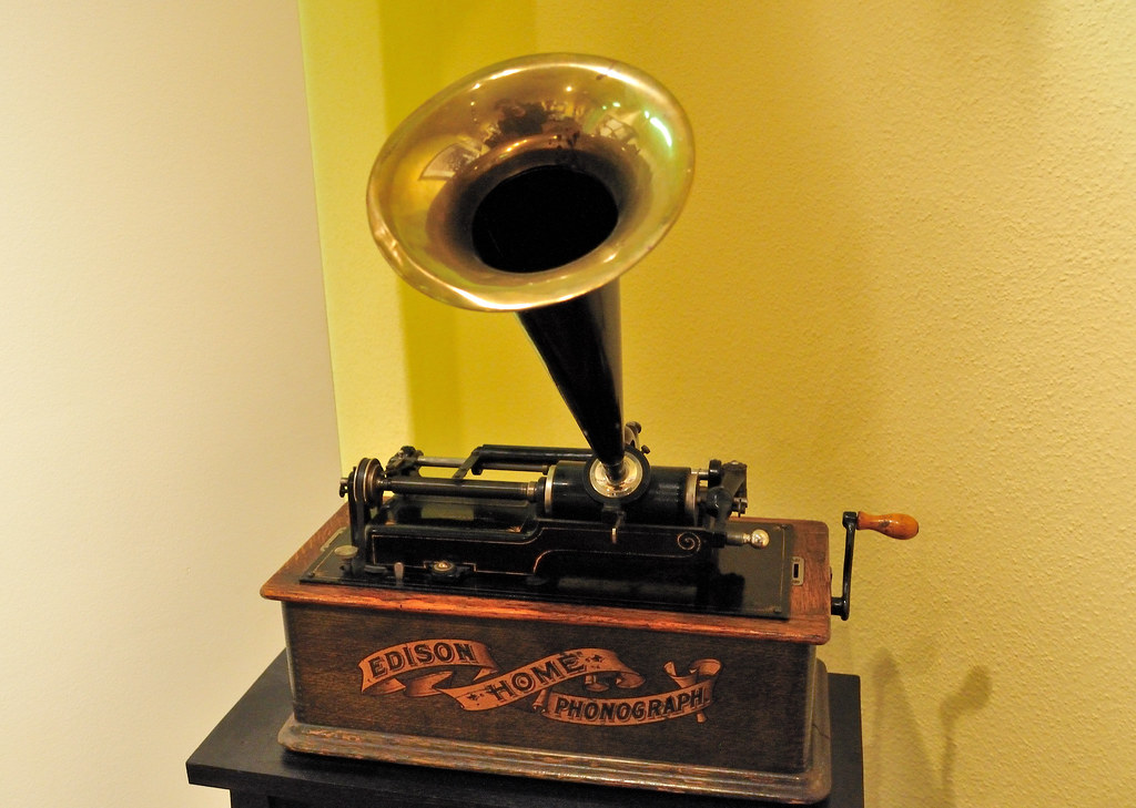 Home Model A Phonograph (ca. 1904) By this time, the Ediso… Flickr