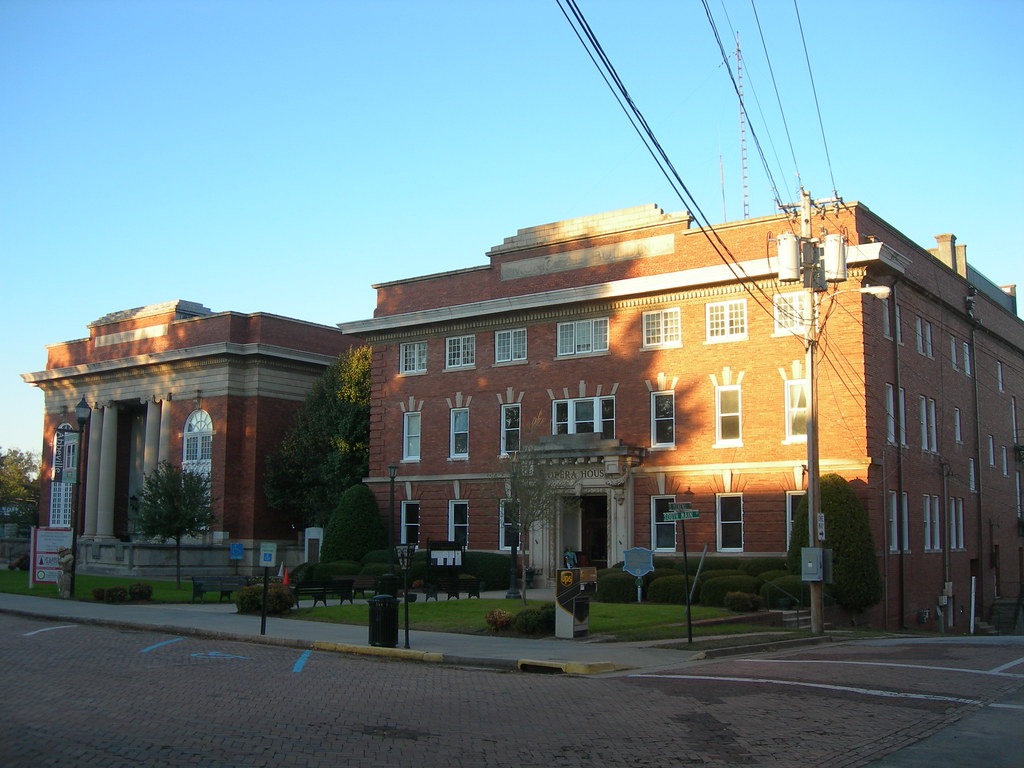 Abbeville County Courthouse & Opera House Abbeville, South… Flickr