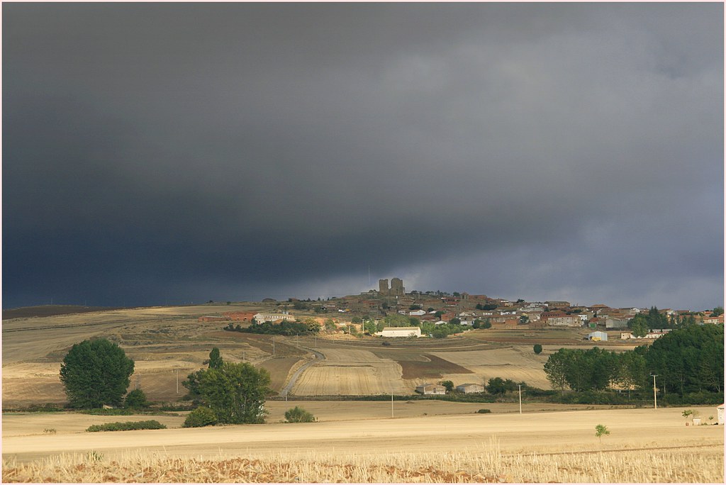 Muro.Soria. Muro de Ágreda y la cercana Augustóbriga nos m… Flickr