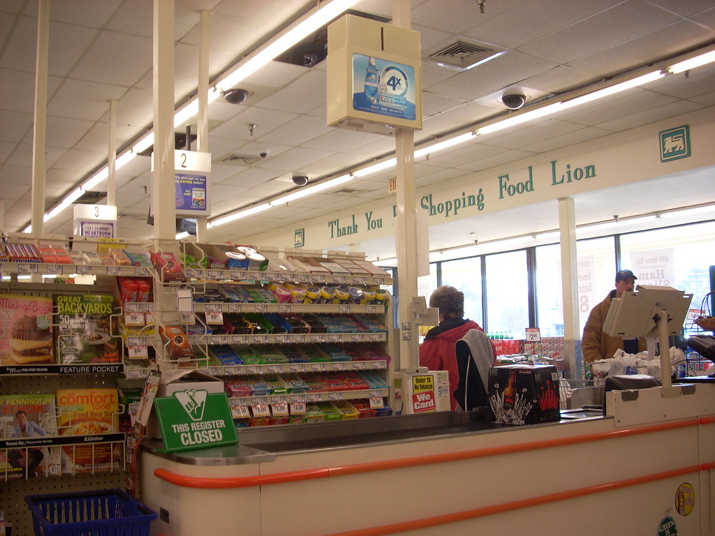 Food Lion interior The interior of a Food Lion grocery sto… Flickr