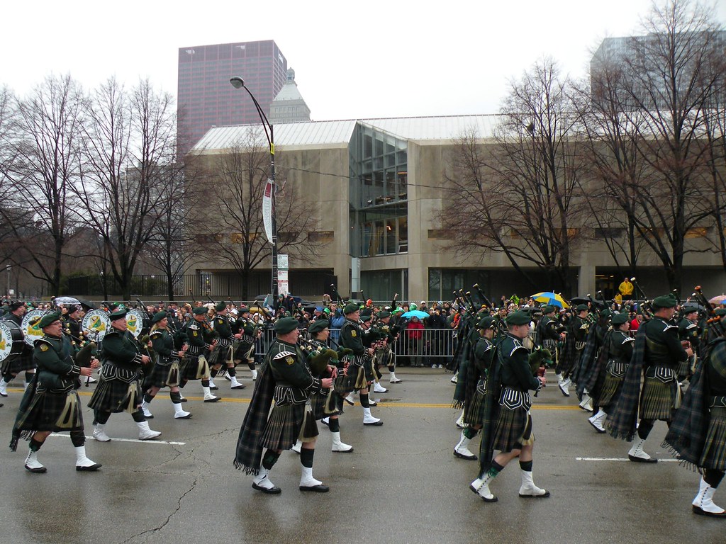 Shannon Rovers Pipe Band The parade was right good craic. … Flickr