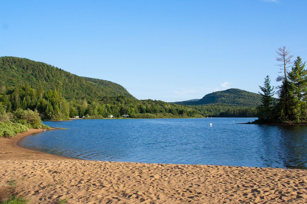 Plage de la Crémaillère (Parc national du MontTremblant, … Flickr