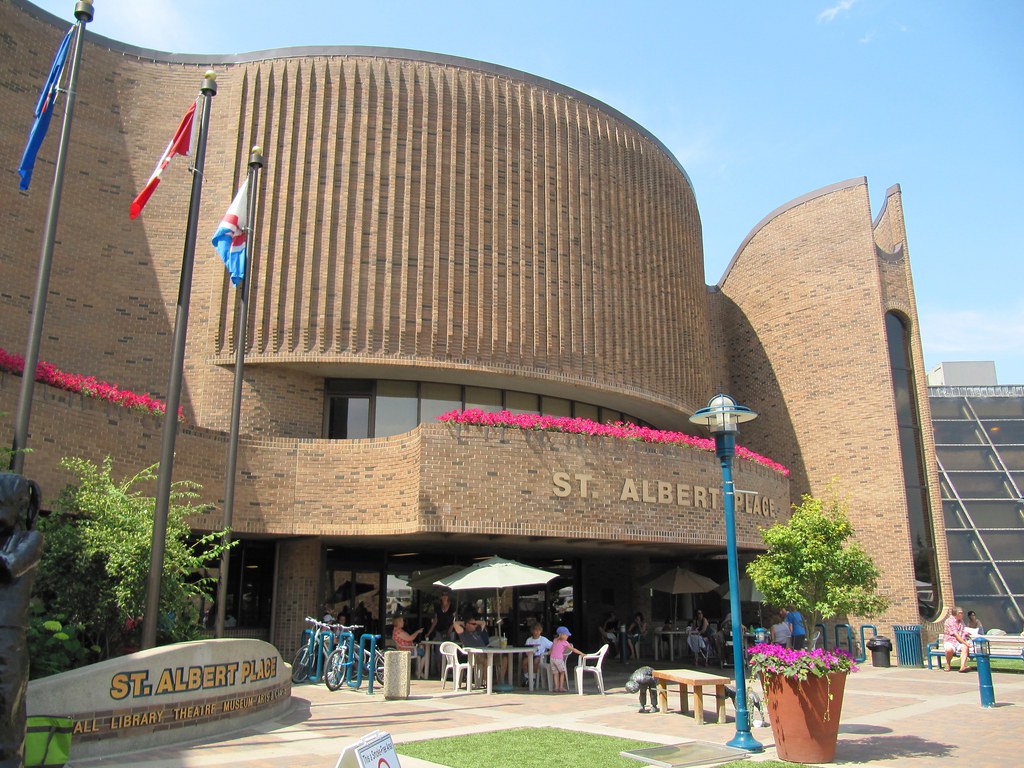 Distinctive Architecture, St. Albert Place, St. Albert, Al… Flickr