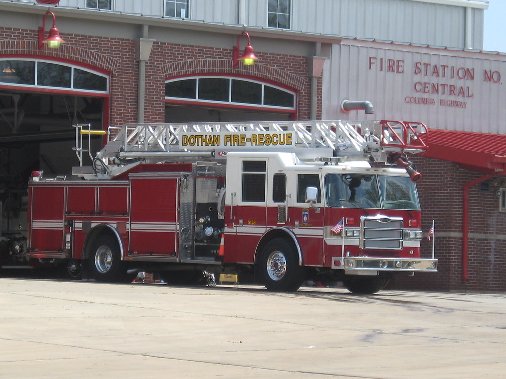 Dothan Fire Pierce Ladder Truck Dothan, AL Telogia Creek Flickr