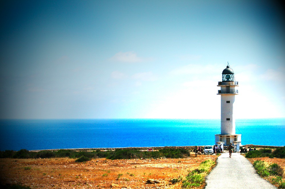 The lighthouse Nadine Silva Flickr