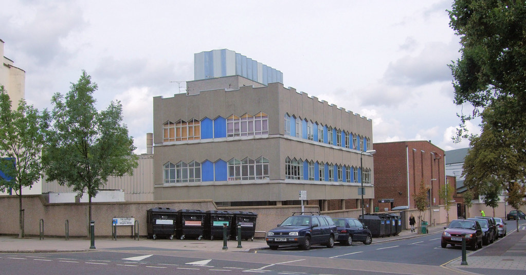 Twickenham Film Studios London. Twickenham Film Studios … Flickr