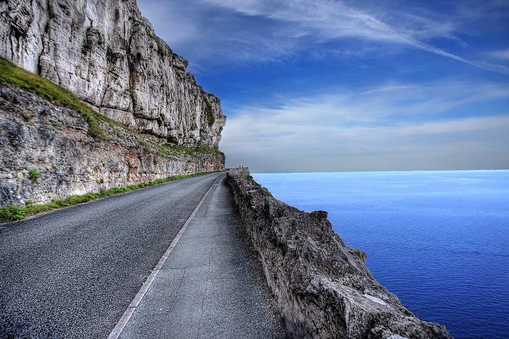 Marine Drive, Llandudno North Wales, UK. At this point roa… Flickr