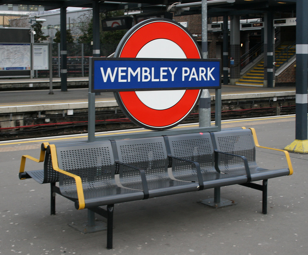 Wembley Park Underground station Modern combined roundel a… Flickr