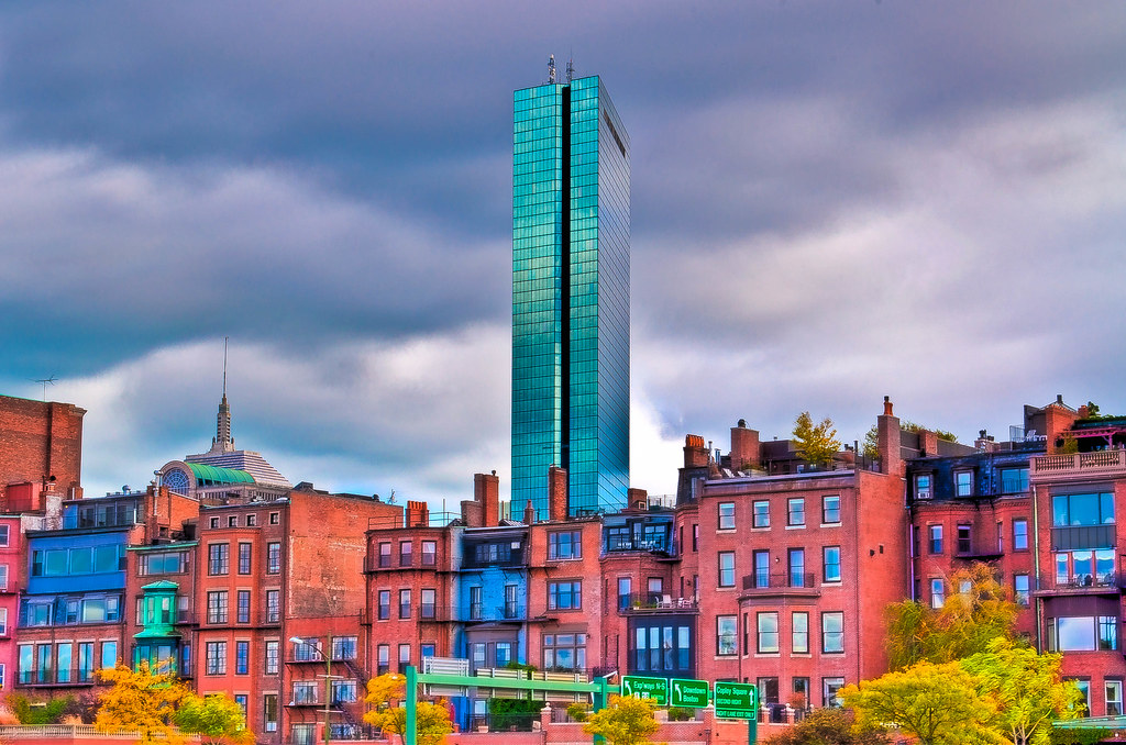 Closer to the Hancock It was beautiful weather today if yo… Flickr