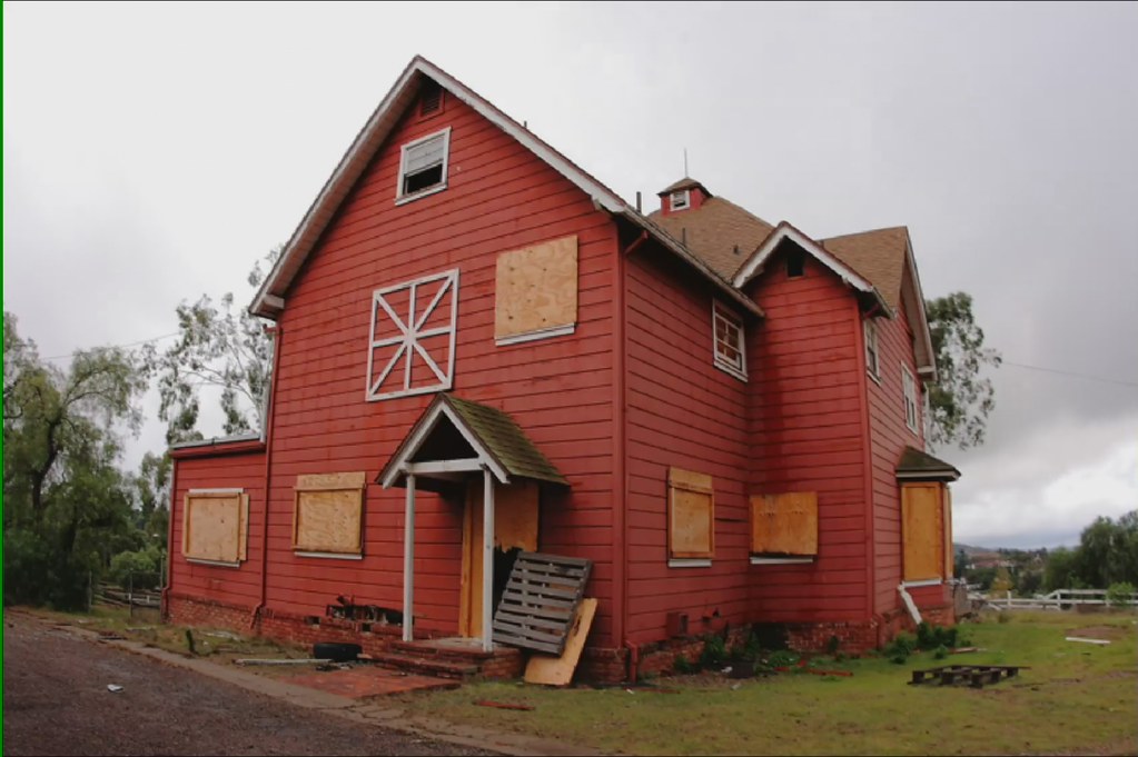 Video Barrett House Ranch timelapse. Abandoned farmhouse… Flickr