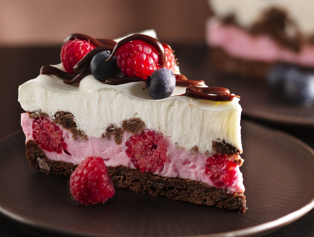 Chocolate and Berries Yogurt Dessert Recipe INGREDIENTS 1… Flickr