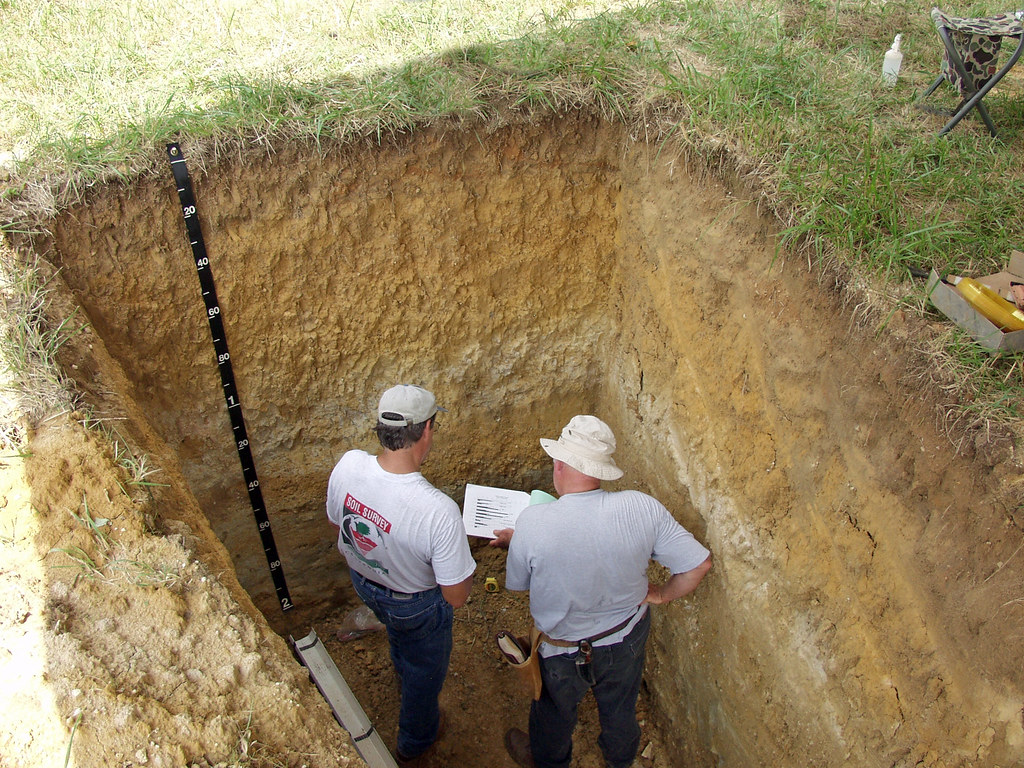 Soil Scientists at Work (4) Soil scientists are actively i… Flickr