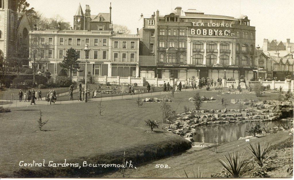 The Square, Bournemouth, Dorset Showing Bobby's before enl… Flickr