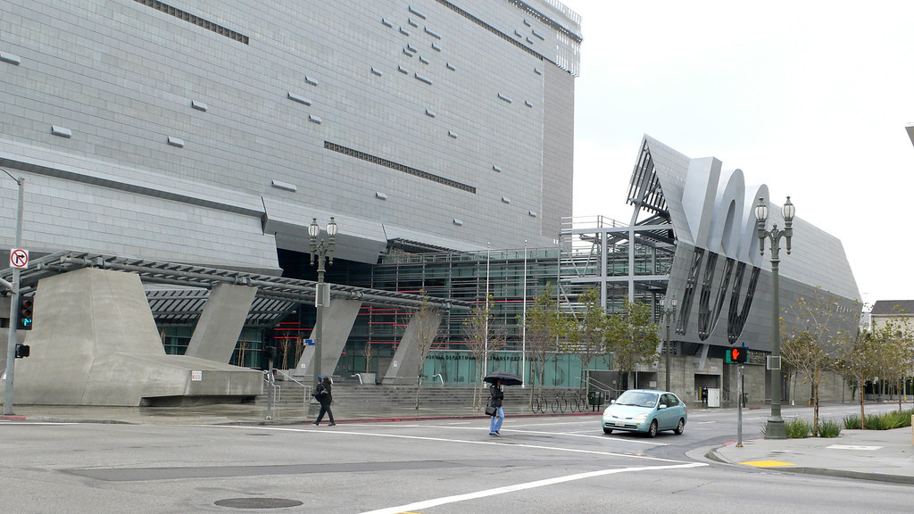 Caltrans District 7 Headquarters, Morphosis. Los AngelesA… Flickr