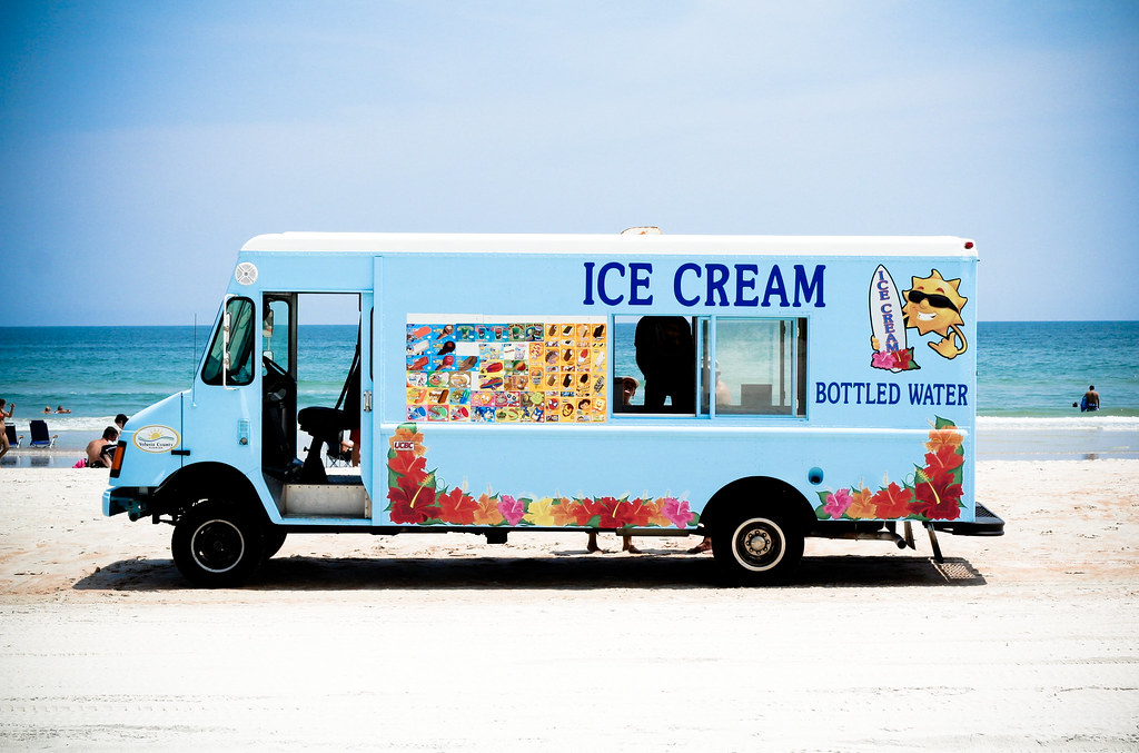 icecreamtruck Ice cream trucks on the beach make your day … Flickr