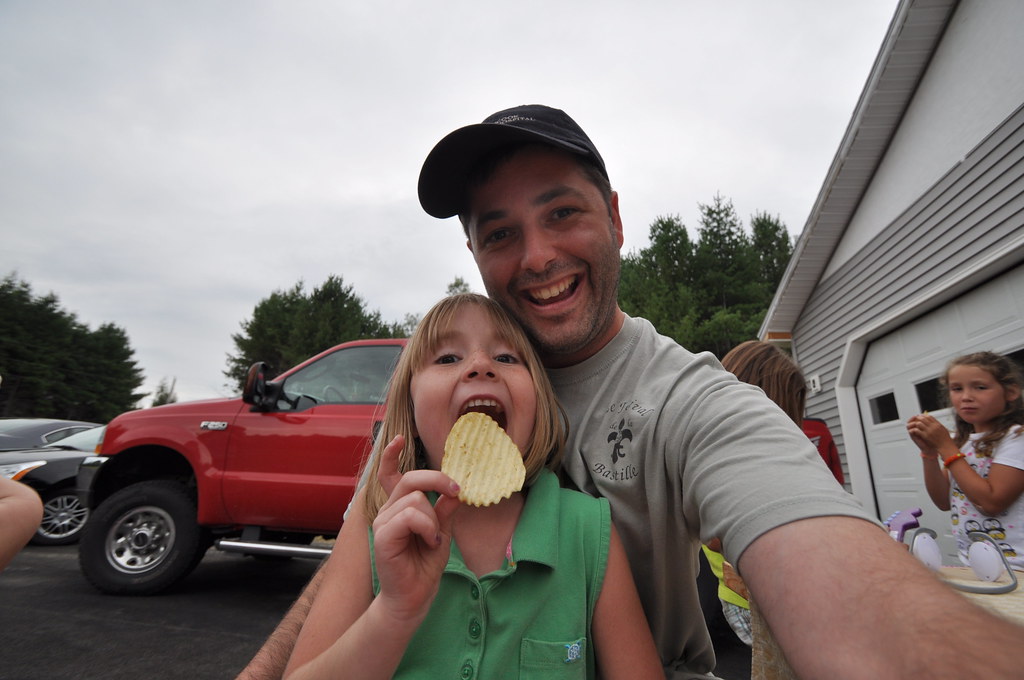 Day068 Biggest Potato Chip Ever! Erin has the biggest po… Flickr