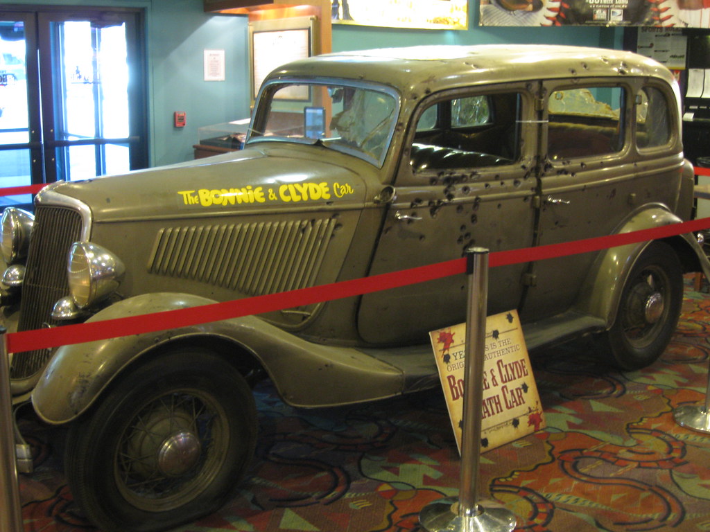 Bonnie & Clyde Death Car At the Gold Ranch Casino in Verdi… Flickr