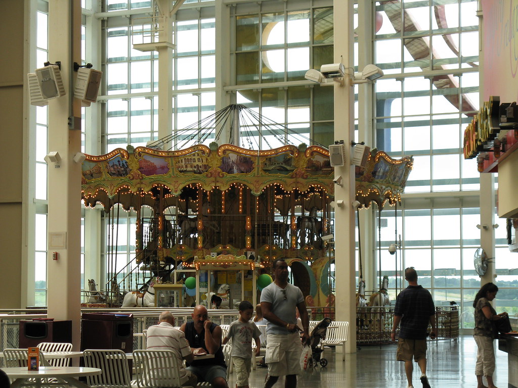 Palisades Center Mall West Nyack NY The food court is on… Flickr