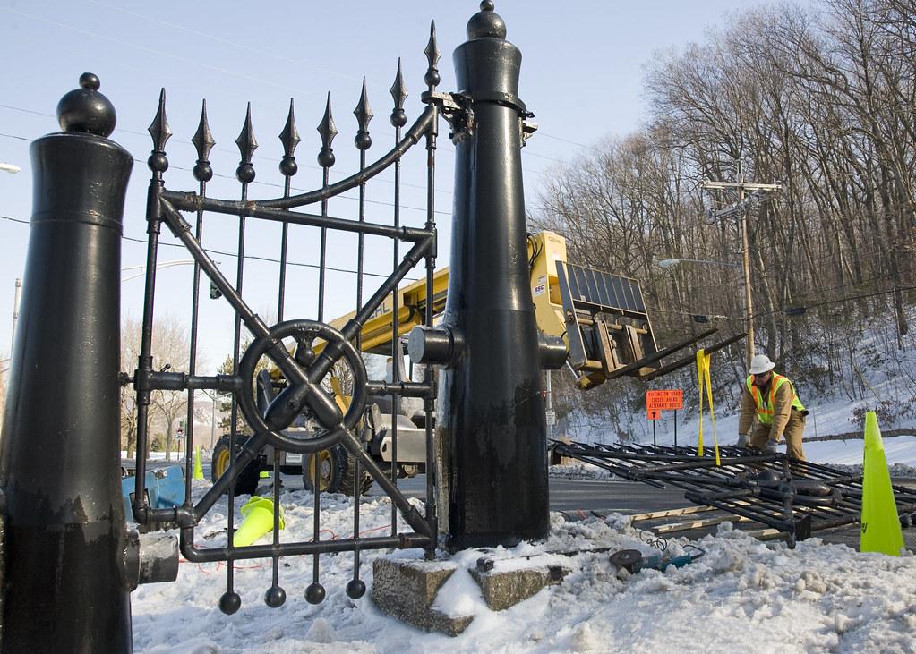 Cannon Gate repair Picatinny Arsenal's Cannon Gate (shown … Flickr