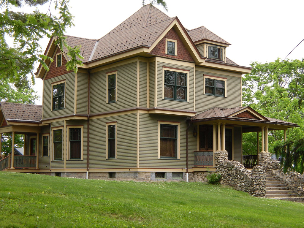 Sugar Loaf, New York Sugar Loaf, New York Doug Kerr Flickr