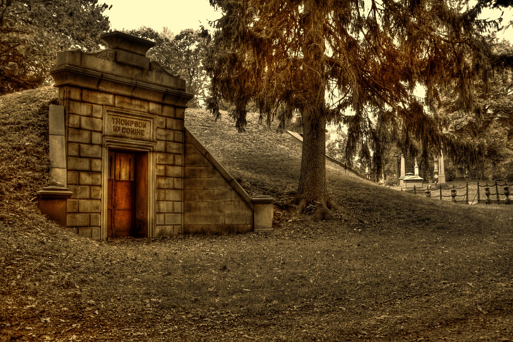 Troy N.Y. Oakwood Cemetery 10 Oakwood Cemetery is one of… Flickr