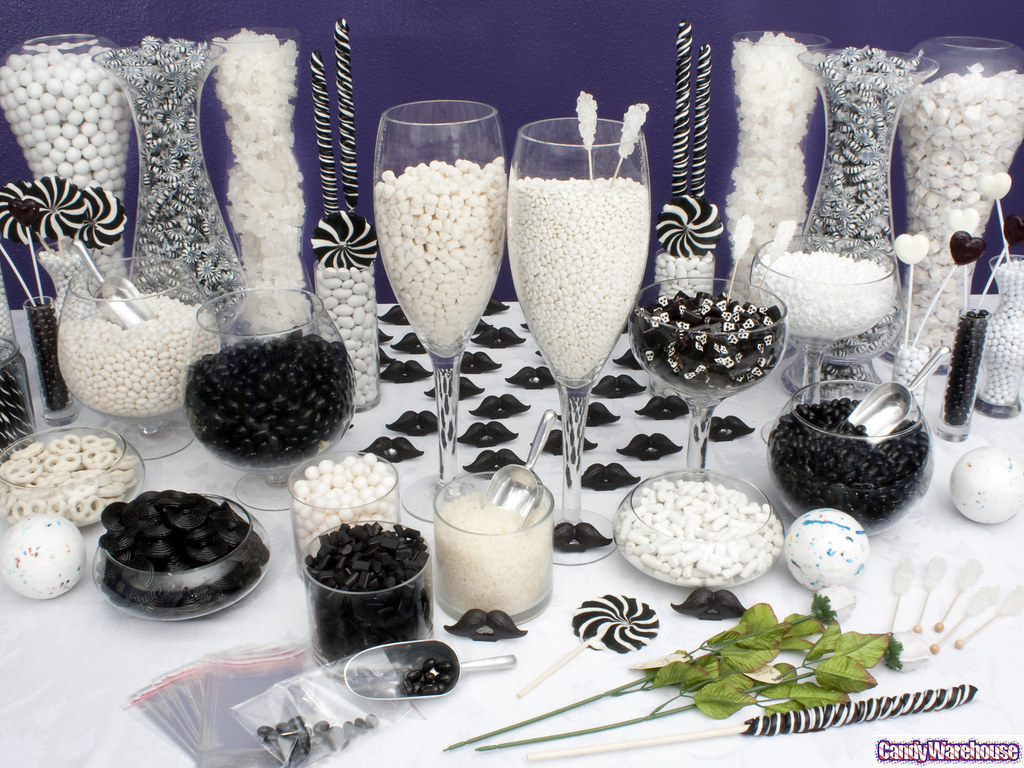 Black & White Candy Buffet Delicious black and white candy… Flickr