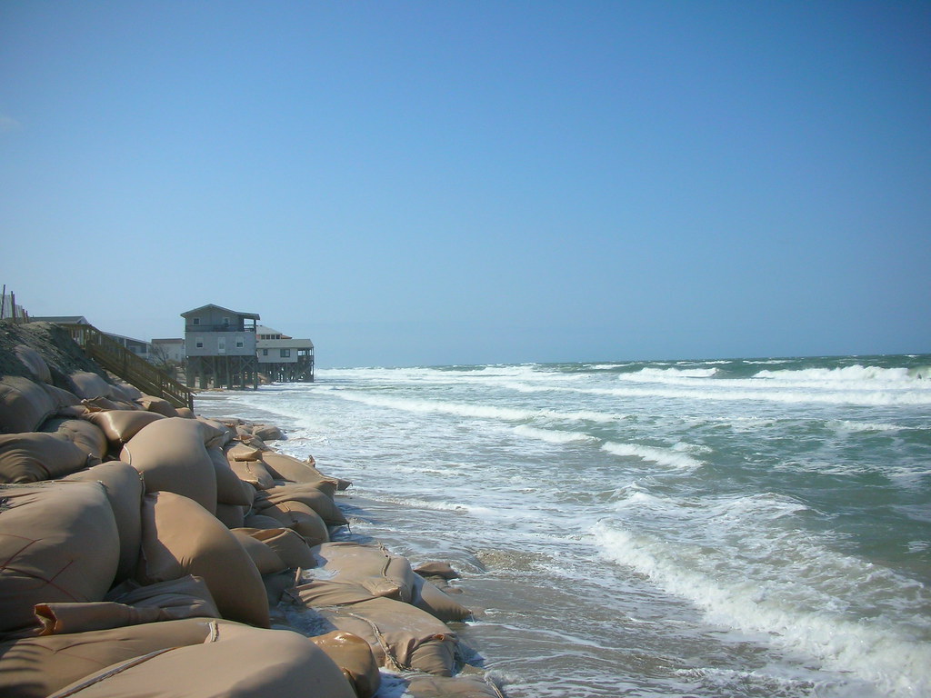 Beach Erosion at the Outer Banks of North Carolina (20) Flickr