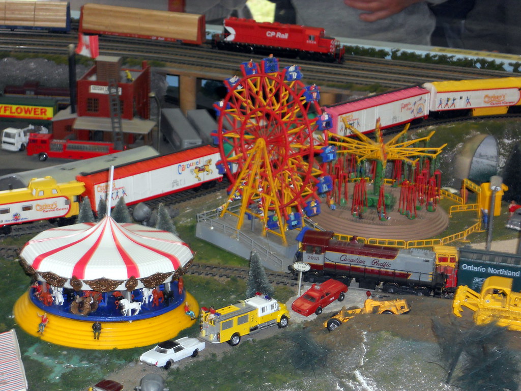 Model Carnival in the Model Train trailer trumpeterny Flickr
