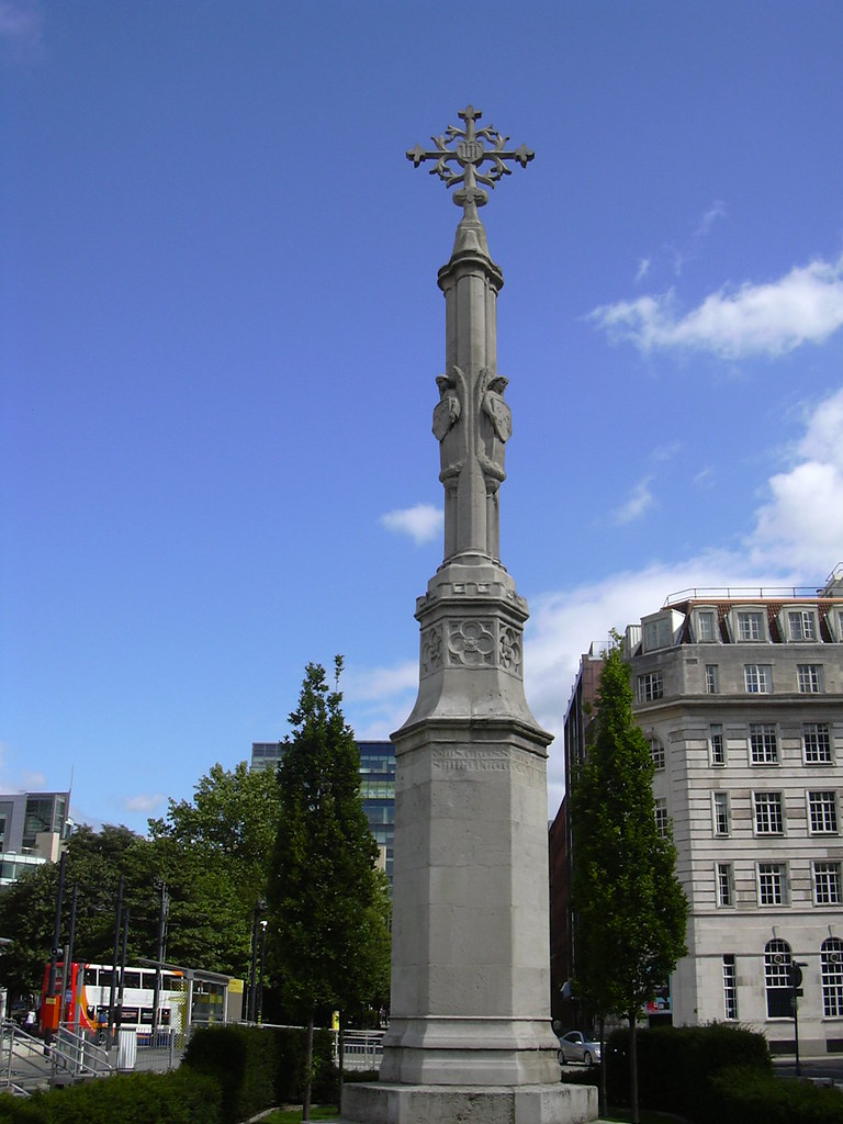 St Peter's Cross, St Peter's Square, Manchester This Portl… Flickr