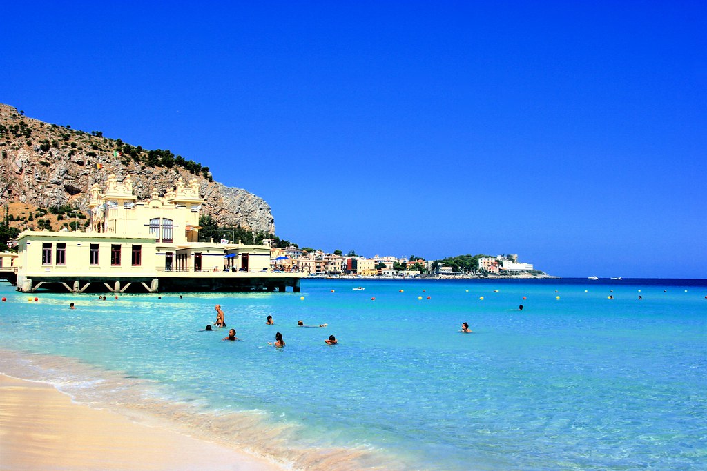 Mondello BeachSicily GLOBETROTTERS Flickr