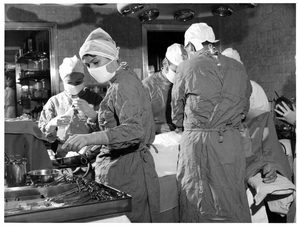 Nurses in the operating theatre, Royal Brisbane Hospital, … Flickr