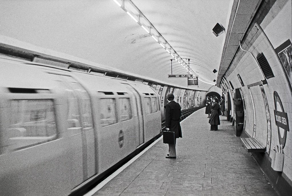 London, Bounds Green Underground Station. Bounds Green Und… Flickr