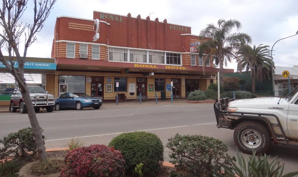 Art Deco The Royal Hotel, Condobolin NSW 71 Bathurst Str… Flickr