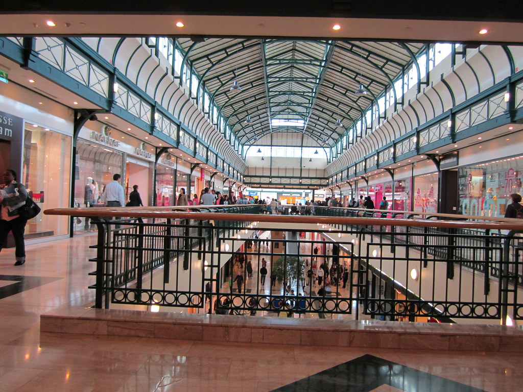 Outlet Mall Paris France
