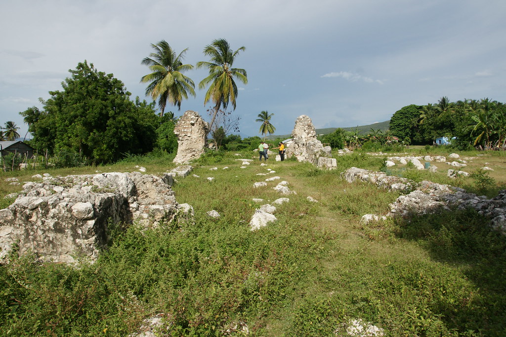 Ruins of Colonial Church at Pueblo Viejo (Old Town), Azua Province, Dominican Republic / Pueblo