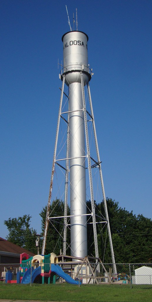 Oskaloosa, Kansas Water Tower Oskaloosa is the county seat… Flickr