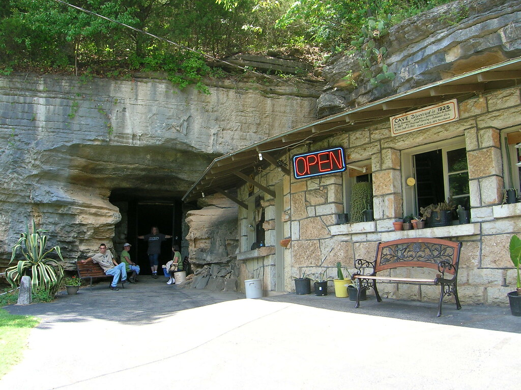 Trip to Bluff Dwellers Cave, Noel, MO 711 Trip with Mom, … Flickr