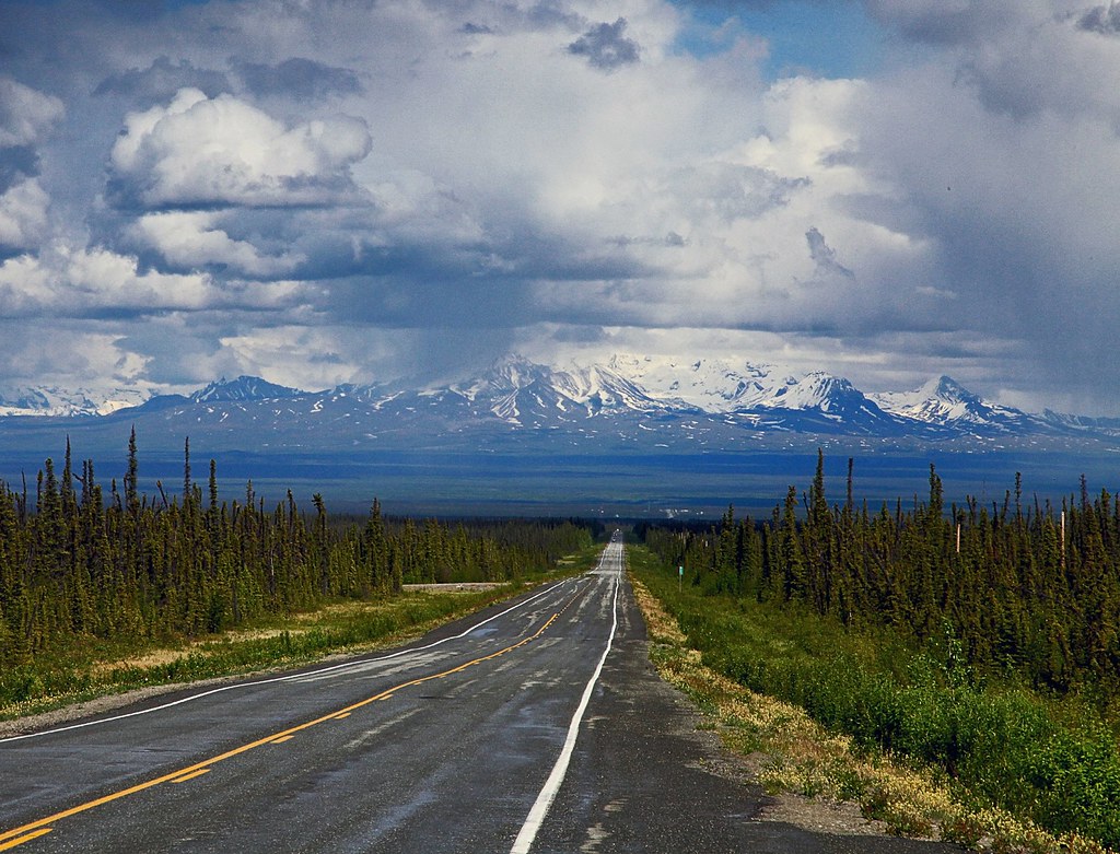 Approaching Wrangell Mountains, Glenn Highway, near Glenna… Flickr