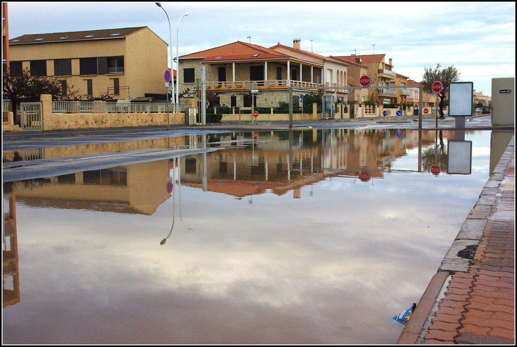 Après l'inondation... Valras Plage, après une mini