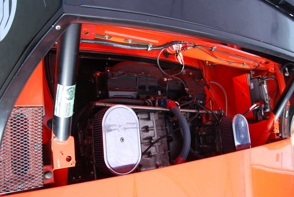 Engine compartment of the Richie Ginther 914-4. See, a Typ… | Flickr