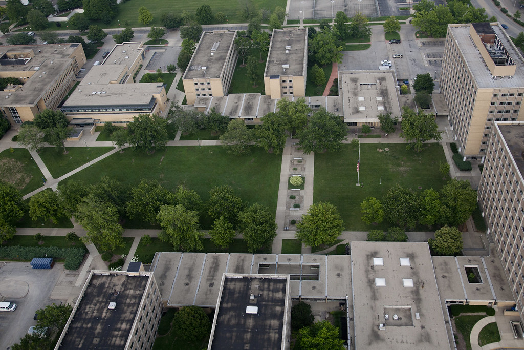 South Quad The South Quad on the campus of Eastern Illinoi… Flickr