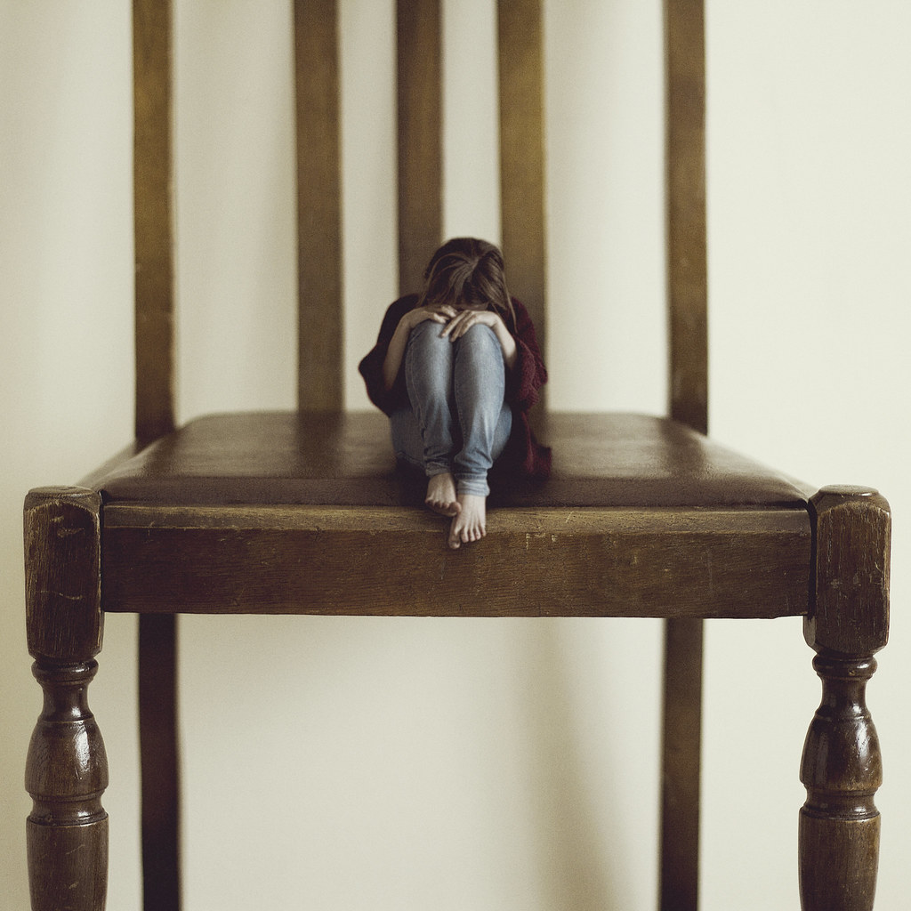 feeling small I promise I'm feeling happier than this phot… Flickr