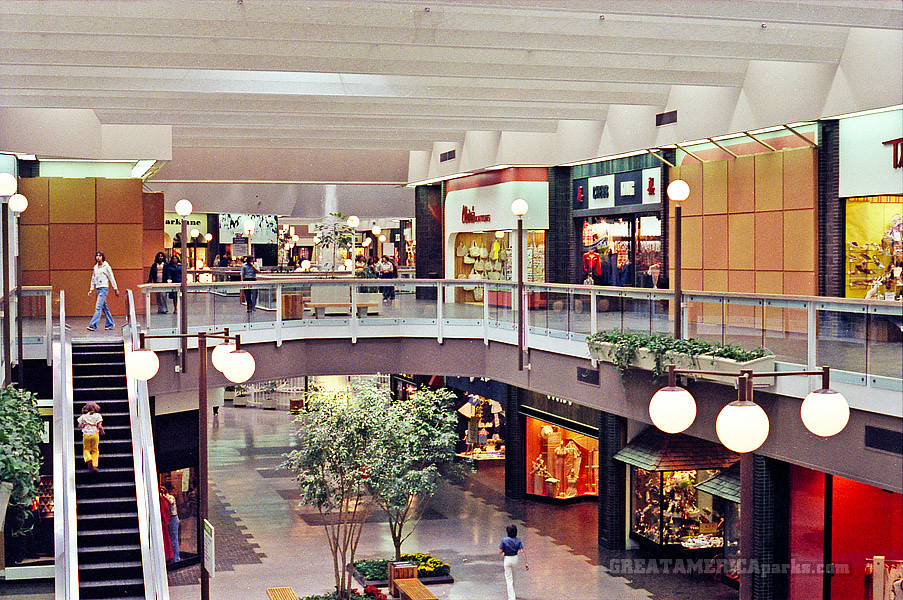 Hawthorn Vernon Hills, IL Steven Wilson Flickr