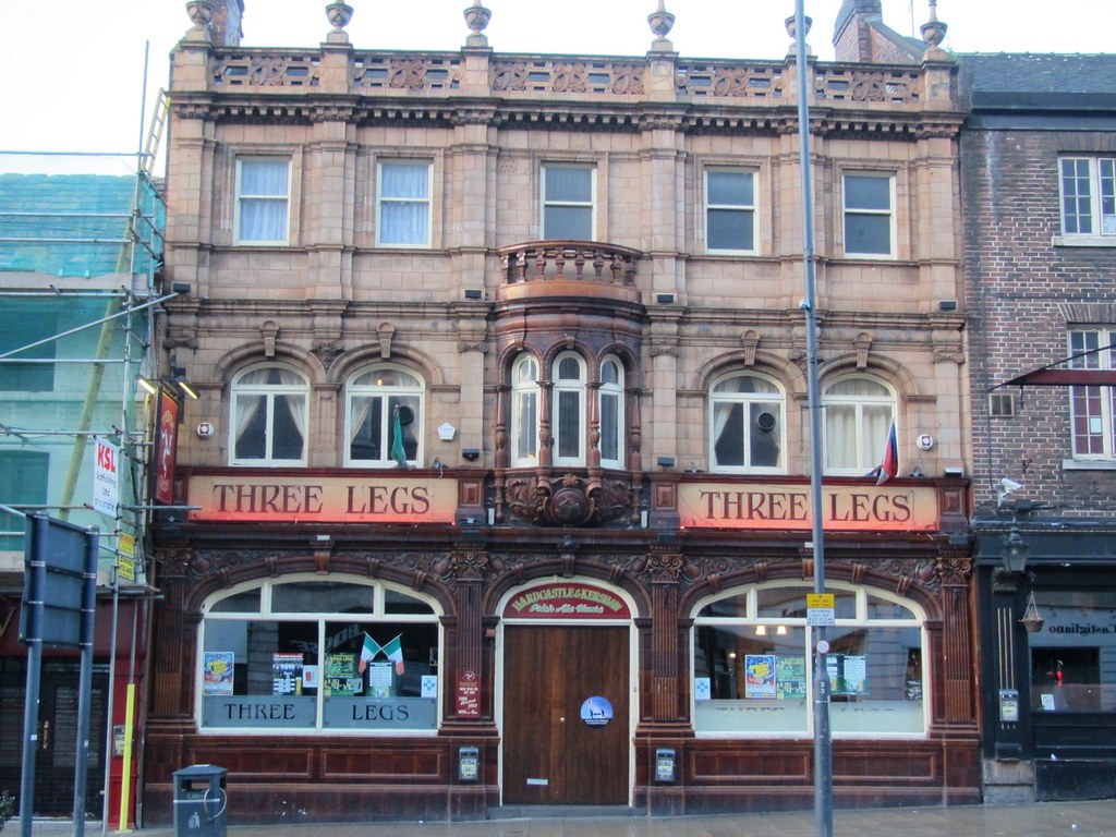 Three Legs, Leeds The Three Legs, Eastgate, Leeds. wakefieldpinball