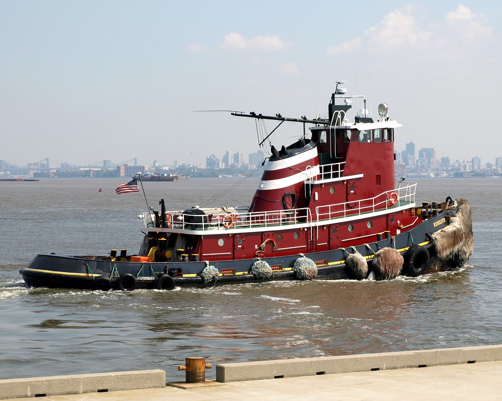 RESOLUTE Tug Boat, New York Harbor jag9889 Flickr