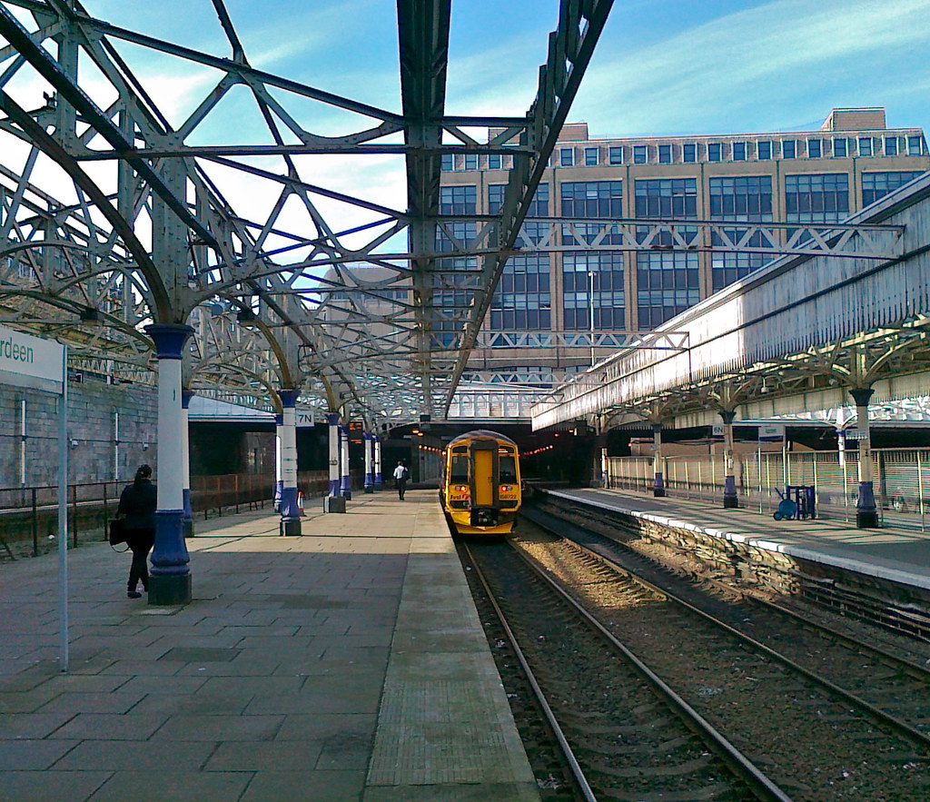 Aberdeen Station Scotland 26th March 2012 Not keen on the … Flickr